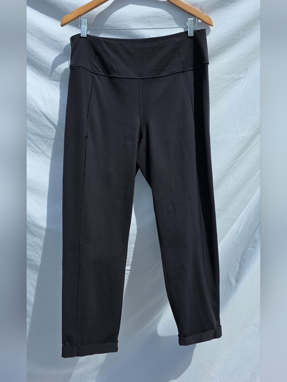 Lucy.com Large Black High-Waist Performance Leggings